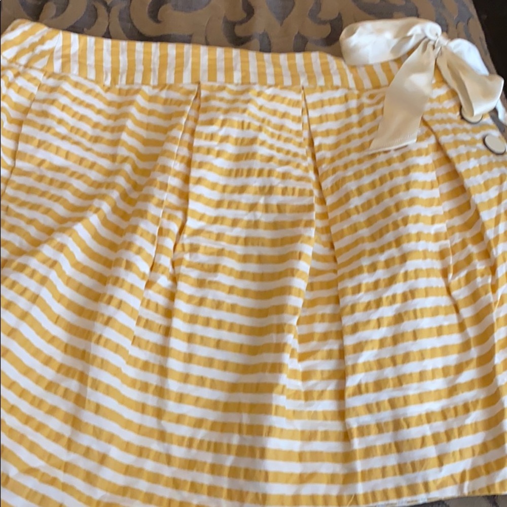 Beautiful yellow and white skirt